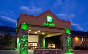 Steamboat Holiday Inn